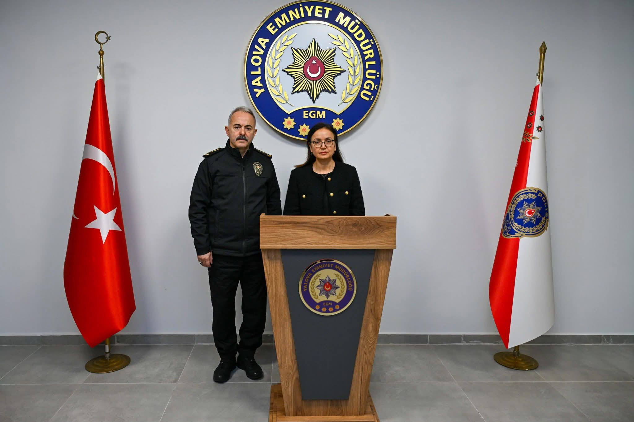 Yalova Emniyetine 27 Yeni Hizmet Aracı Teslim Edildi