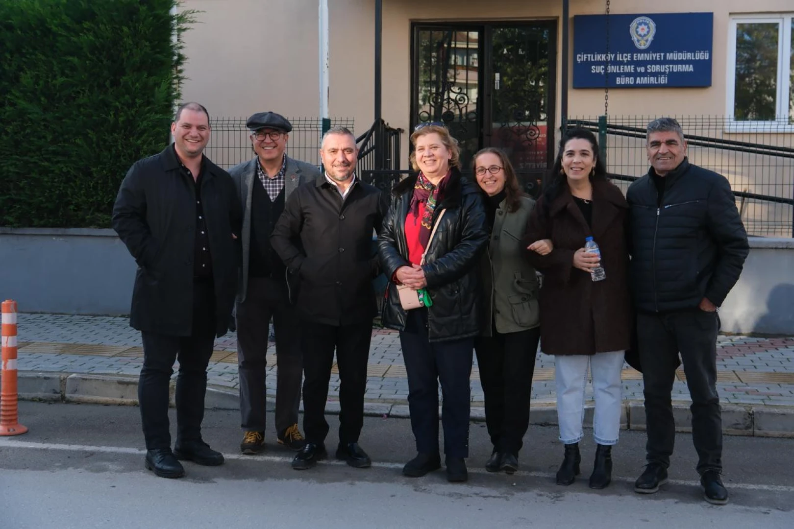 BAŞKAN YELE VE MİLLETVEKİLİ BECAN ESNAFLA BİR ARAYA GELDİ 5 BAŞKAN YELE VE MİLLETVEKİLİ BECAN ESNAFLA BİR ARAYA GELDİ