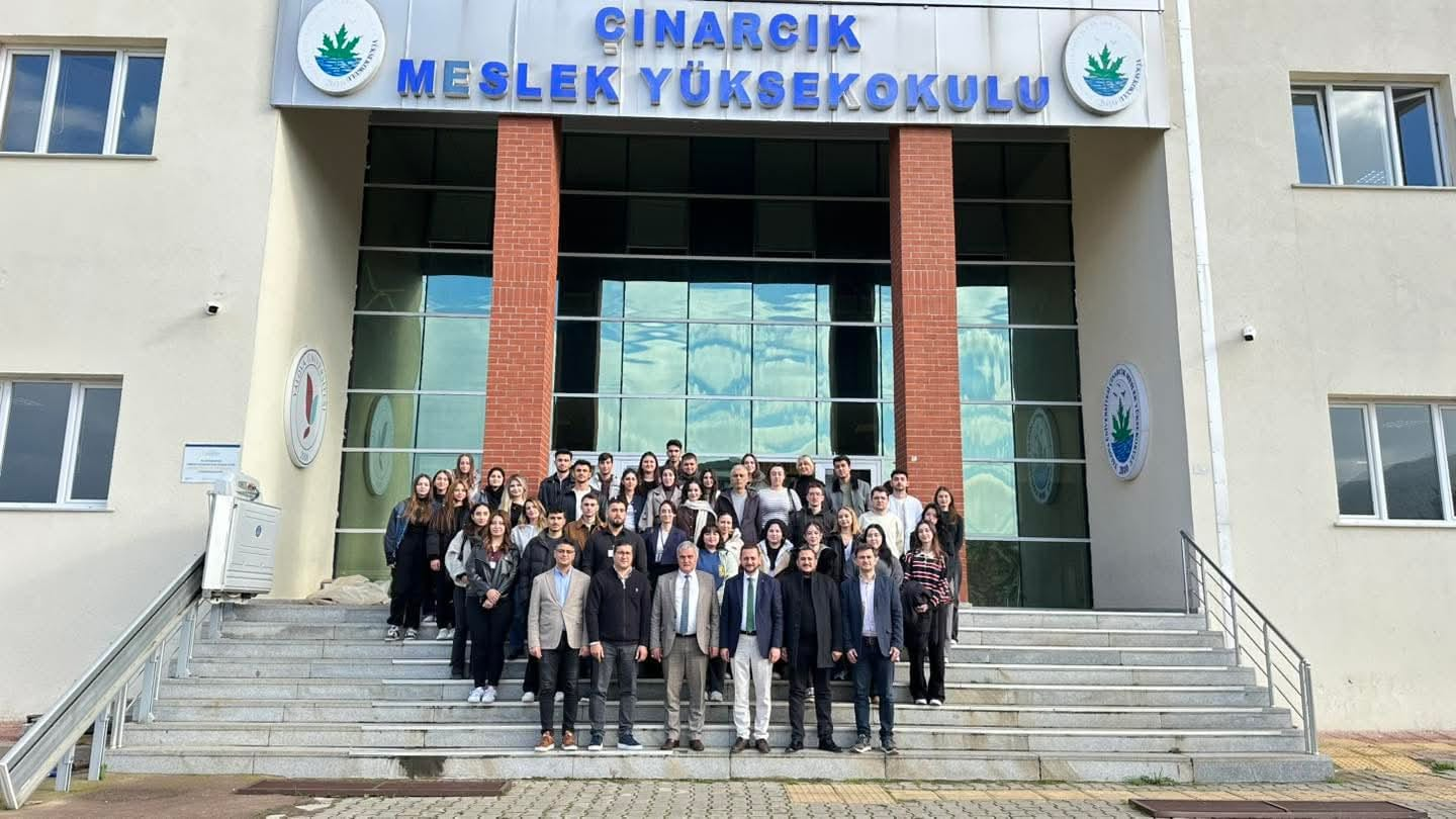Teşvikiye Belediye Başkanı Mustafa Nurten, Yalova Üniversitesi’nde “Çarşamba Sohbetleri”nin Konuğu Oldu