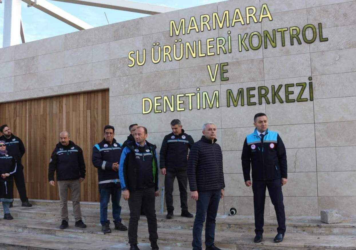 BAKANLIK HEYETİNDEN YALOVA’DA DEV PROJEYE YAKIN TAKİP Akdeniz’in En Büyük Su Ürünleri Kontrol ve Denetim Merkezi 2026’da Hizmete Giriyor 8 BAKANLIK HEYETİNDEN YALOVA’DA DEV PROJEYE YAKIN TAKİP Akdeniz’in En Büyük Su Ürünleri Kontrol ve Denetim Merkezi 2026’da Hizmete Giriyor