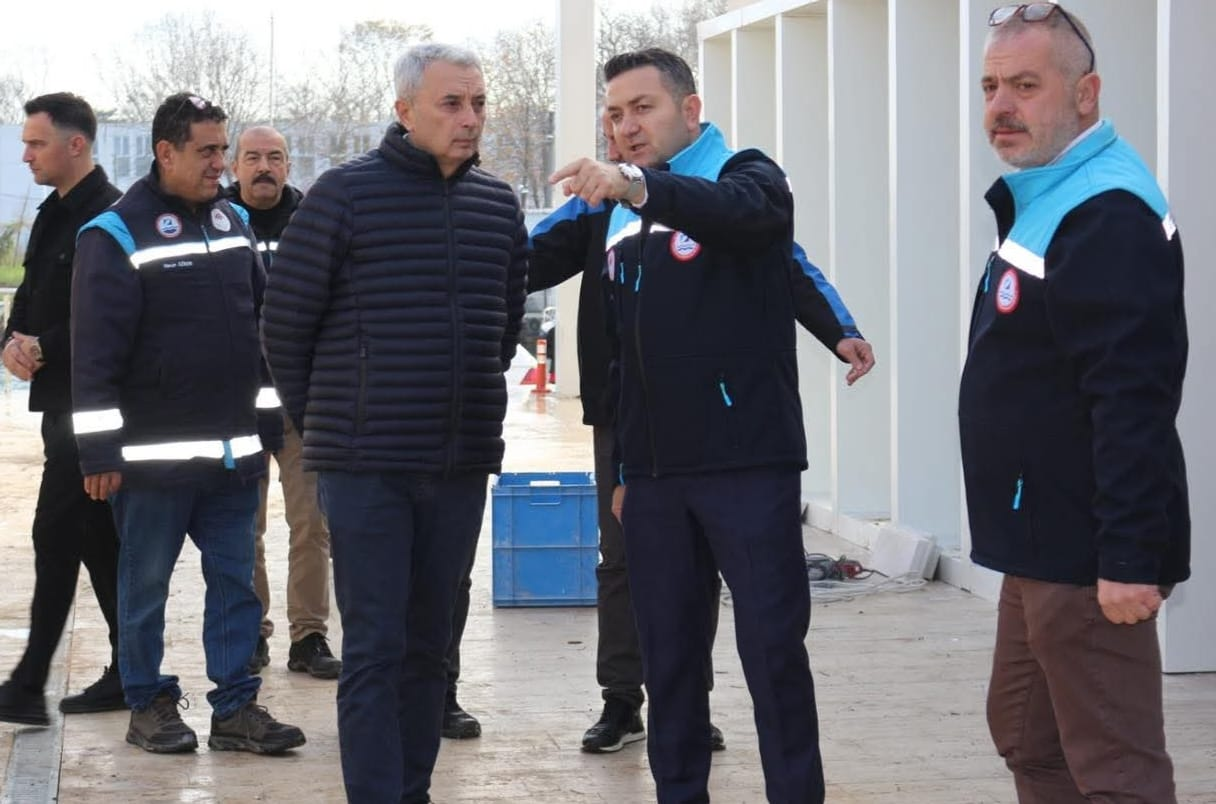 BAKANLIK HEYETİNDEN YALOVA’DA DEV PROJEYE YAKIN TAKİP Akdeniz’in En Büyük Su Ürünleri Kontrol ve Denetim Merkezi 2026’da Hizmete Giriyor 9 BAKANLIK HEYETİNDEN YALOVA’DA DEV PROJEYE YAKIN TAKİP Akdeniz’in En Büyük Su Ürünleri Kontrol ve Denetim Merkezi 2026’da Hizmete Giriyor