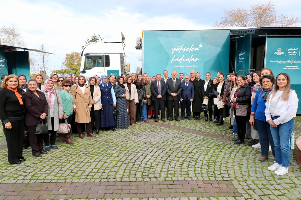 YÜKSELEN KADINLAR GİRİŞİMCİLİK EĞİTİM TIRI ORDU’DA KADIN GİRİŞİMCİLERLE BULUŞTU