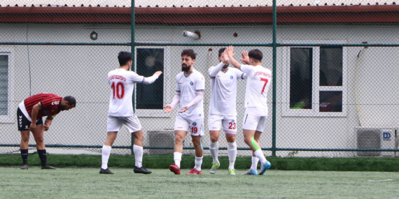 ÇİFTLİKKÖY BELEDİYESPOR, KADIKÖYSPOR’U 2-5 MAĞLUP ETTİ