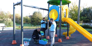 ÇİFTLİKKÖY’DE ÇOCUK OYUN PARKLARI YENİLENİYOR