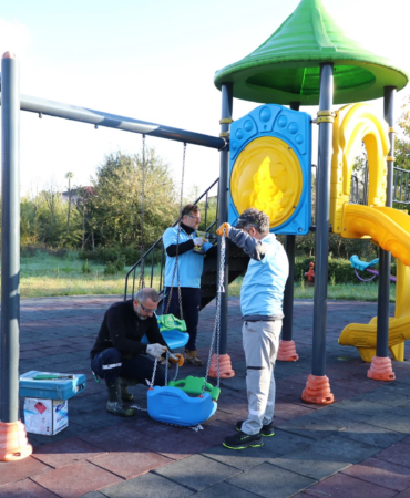 ÇİFTLİKKÖY’DE ÇOCUK OYUN PARKLARI YENİLENİYOR