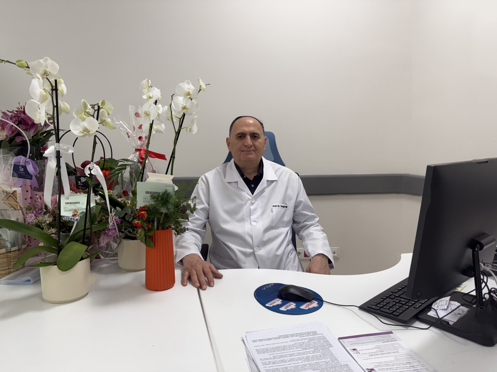 Yalova Eğitim ve Araştırma Hastanesi’nin Hekim Kadrosu Güçleniyor: Genel Cerrahi Profesörü Göreve Başladı