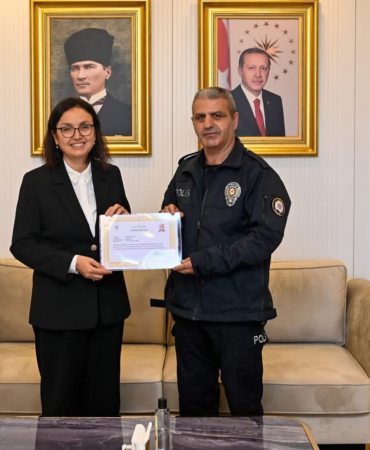 Yalova Valisi Dr. Hülya Kaya’dan Emekli Polis Memuru Nurettin Akbaş’a Teşekkür Mesajı