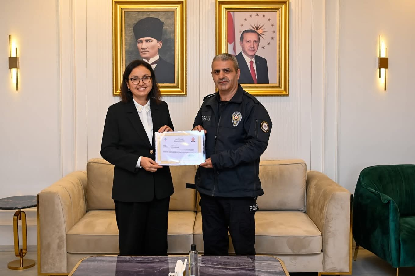 Yalova Valisi Dr. Hülya Kaya’dan Emekli Polis Memuru Nurettin Akbaş’a Teşekkür Mesajı