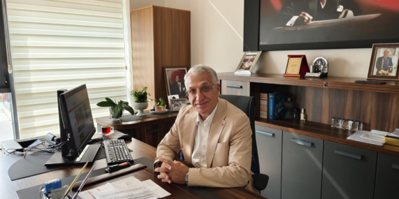 Yalova’nın Sessiz Gücü: Dr. Öğr. Üyesi Musa Karabulut 28 Yıldır Sağlıkta İz Bırakıyor