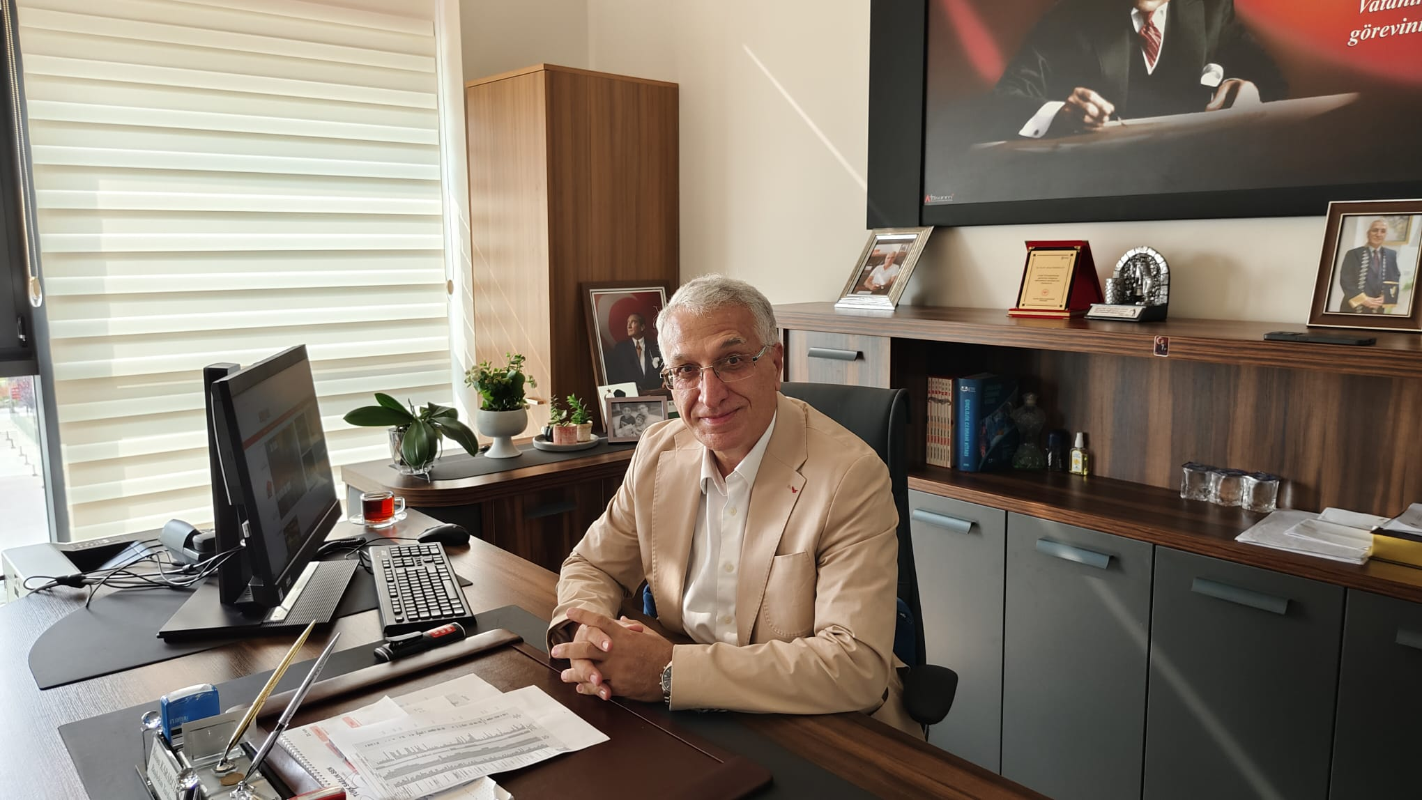 Yalova’nın Sessiz Gücü: Dr. Öğr. Üyesi Musa Karabulut 28 Yıldır Sağlıkta İz Bırakıyor