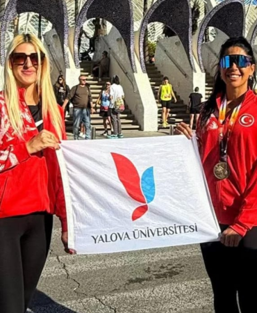 Yalova Üniversitesi Atletizm Kulübü’nden Uluslararası Başarı: Valencia Maratonu’nda Gurur Veren Performans Özet / Spot: