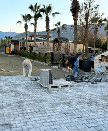 Teşvikiye’de Kaldırım ve Yol Seferberliği: Başkan Mustafa Nurten Çalışmaları Yerinde İnceledi