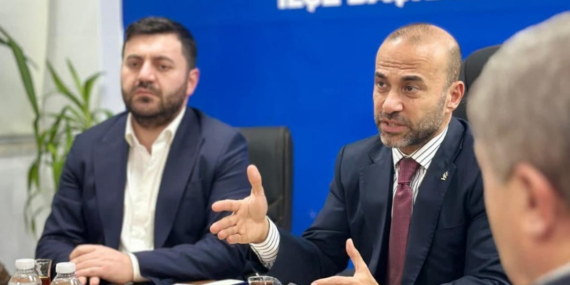 AK Parti Armutlu İlçe Danışma Meclisi Toplantısı Gerçekleştirildi