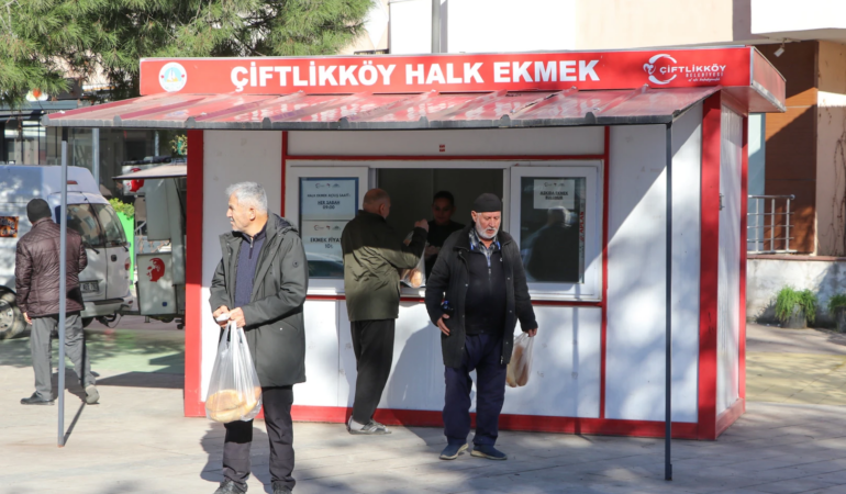 ÇİFTLİKKÖY’DE HALK EKMEK SATIŞ SAYILARI SEVİNDİRDİ