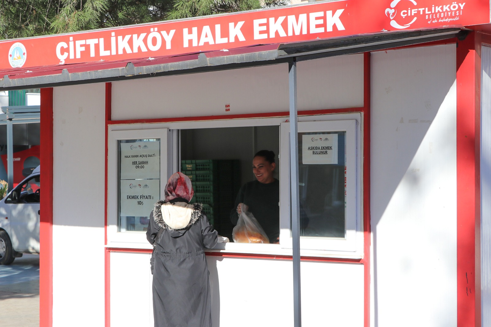 ÇİFTLİKKÖY’DE HALK EKMEK SATIŞ SAYILARI SEVİNDİRDİ