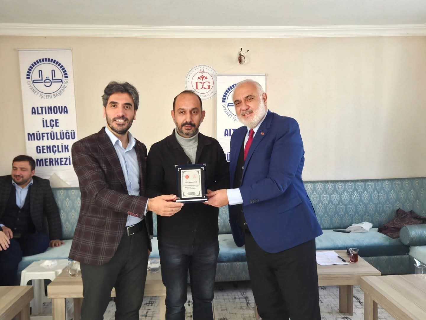 Gençlik Koordinatörlüğü Yıl Sonu İstişare Toplantısı Altınova’da Gerçekleştirildi