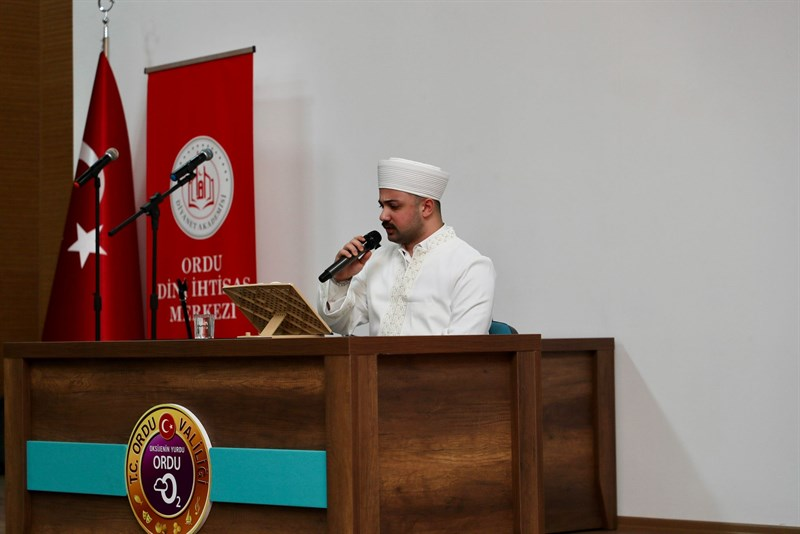 Diyanet Akademisi Ordu Dini İhtisas Merkezi 3. Dönem Mezunlarını Verdi
