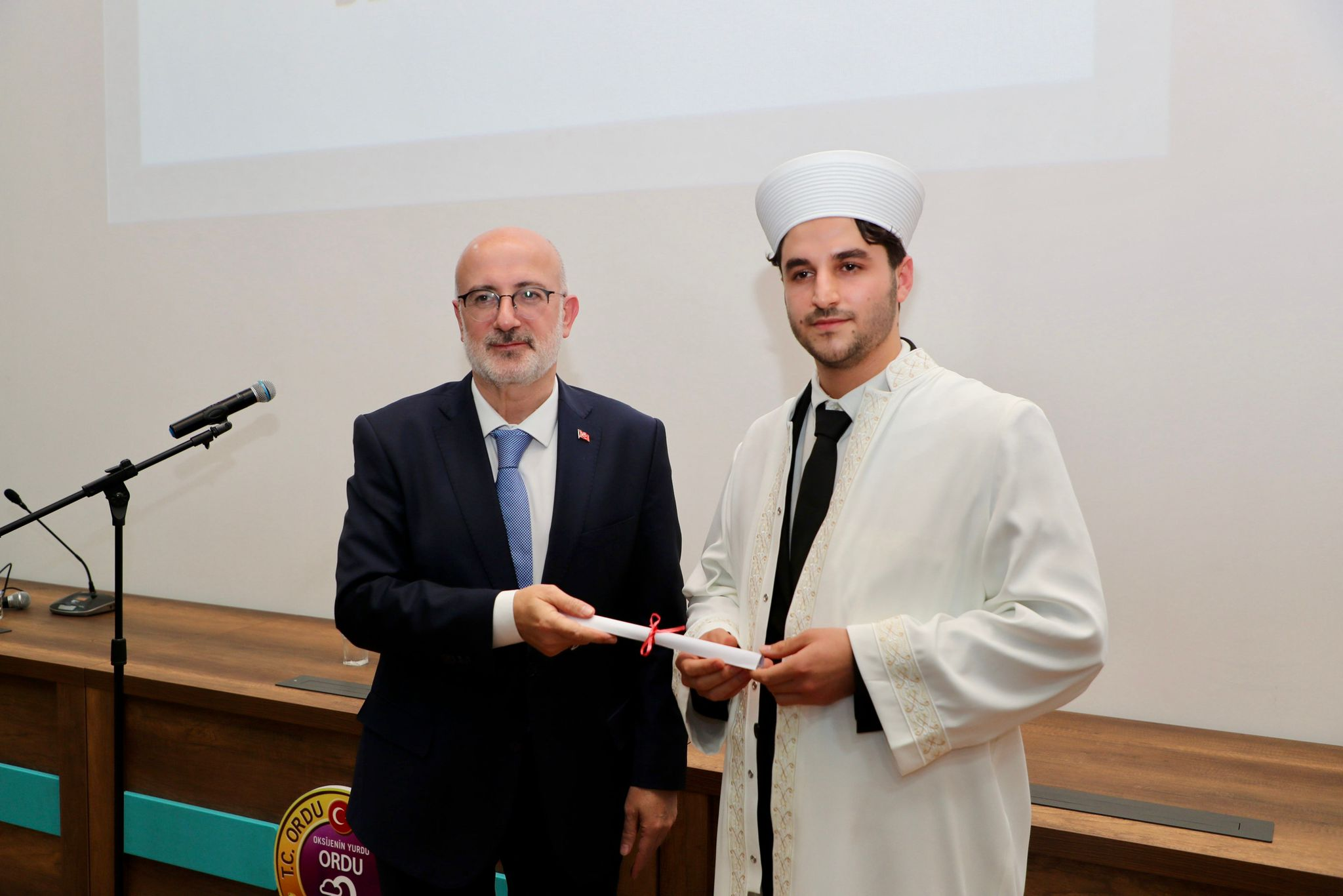 Diyanet Akademisi Ordu Dini İhtisas Merkezi 3. Dönem Mezunlarını Verdi