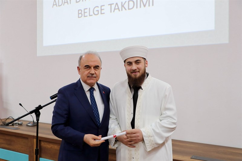 Diyanet Akademisi Ordu Dini İhtisas Merkezi 3. Dönem Mezunlarını Verdi