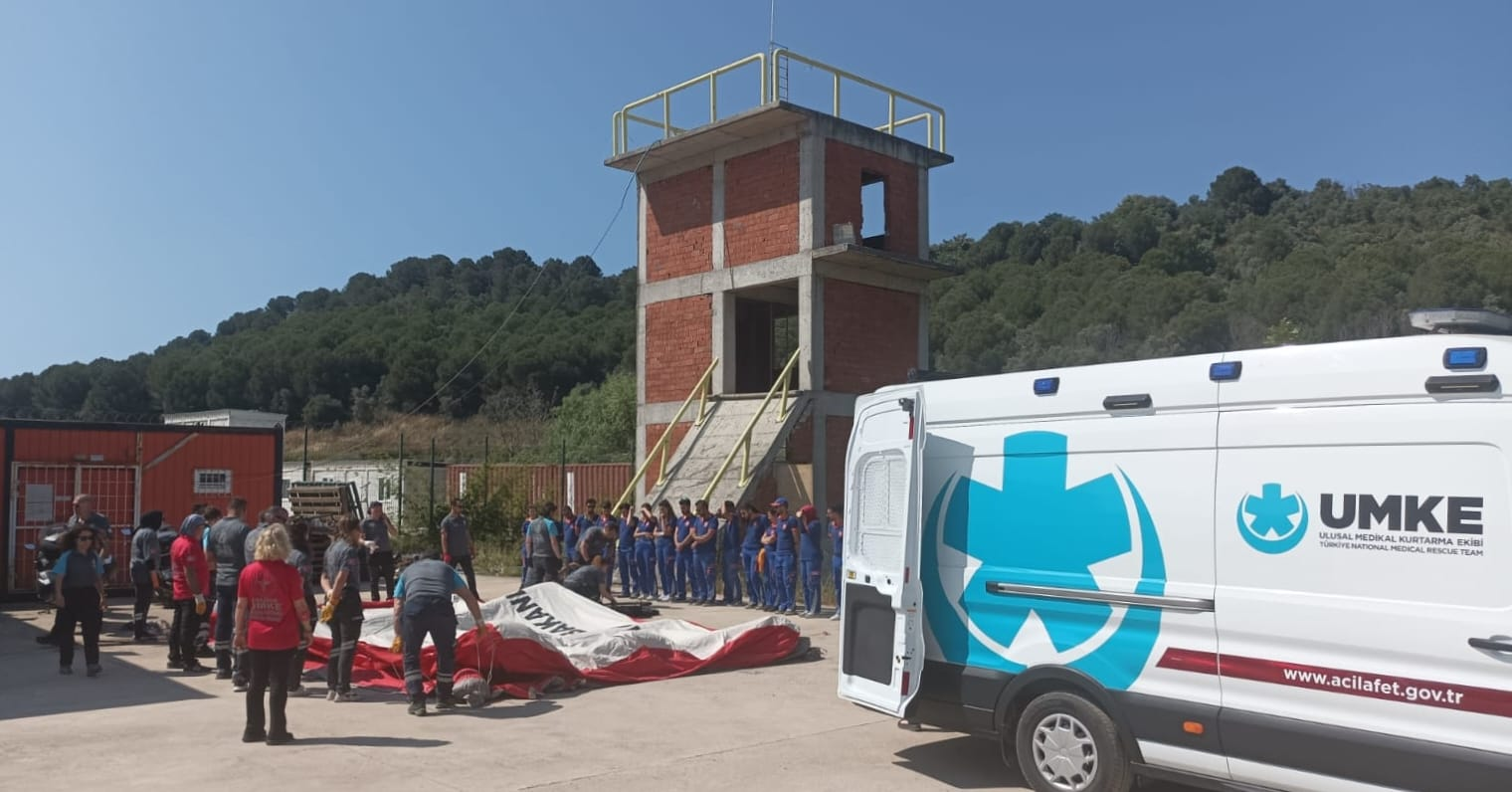 UMKE 21 Yaşında: Afetlerin En Ön Safında 21 Yıllık Kahramanlık Spot / Özet