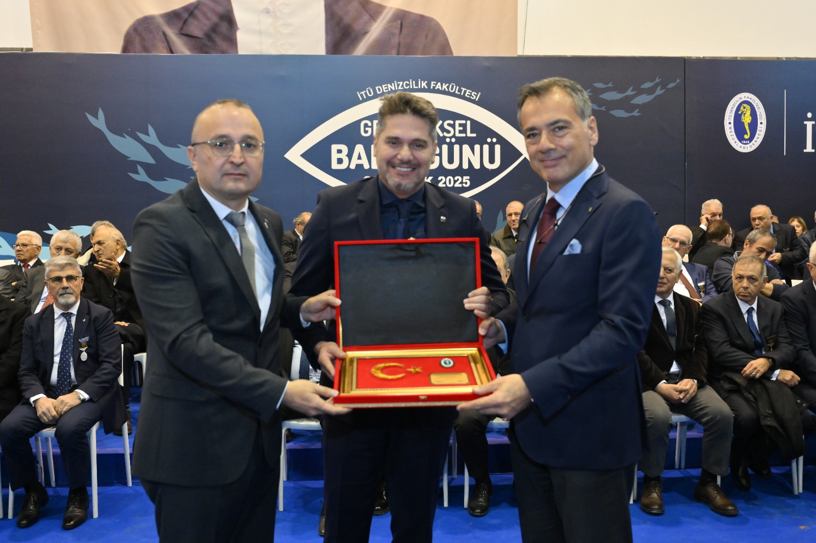 İTÜ Denizcilik’te Geleneksel Balık Günü Buluşması: Mezunlar Tuzla’da Hasret Giderdi, Fahri Doktora Kararı Memnuniyet Yarattı