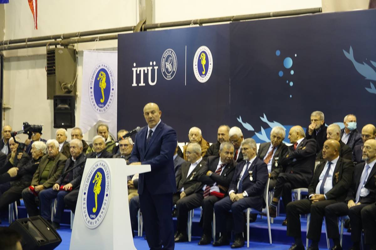 İTÜ Denizcilik’te Geleneksel Balık Günü Buluşması: Mezunlar Tuzla’da Hasret Giderdi, Fahri Doktora Kararı Memnuniyet Yarattı