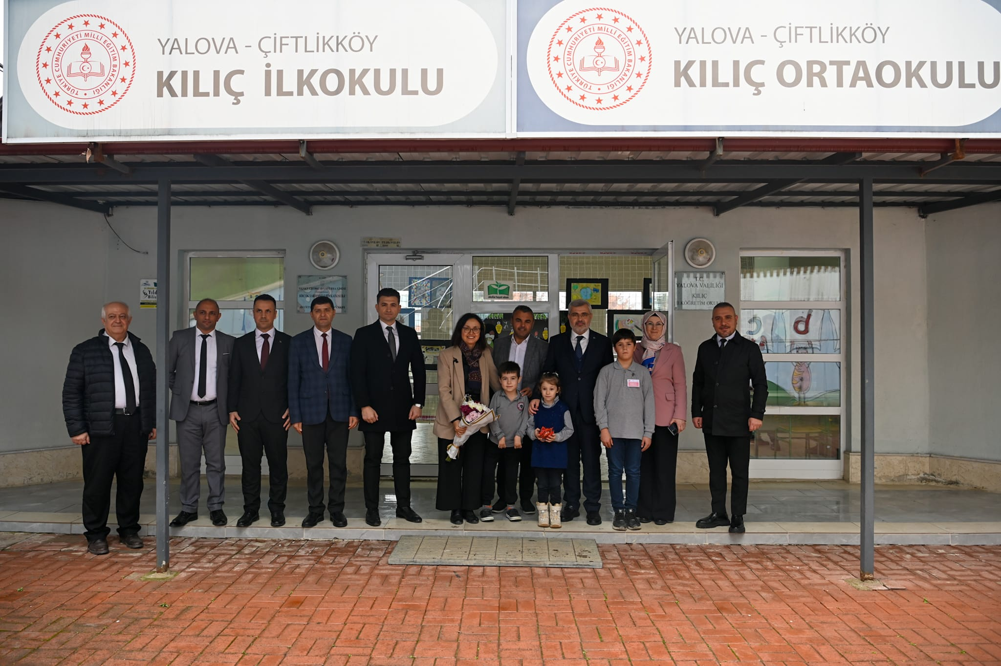 Vali Dr. Hülya Kaya’dan Kılıç Köyü’ne Kapsamlı Ziyaret: Yol, Eğitim, Kadın Girişimciliği ve Tarıma Yakın İlgi