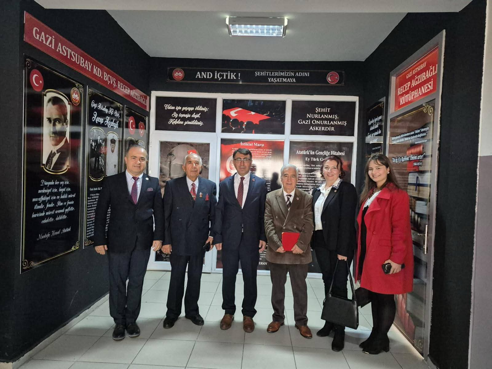 Yalova’da Şehit ve Gazilerin Adı Kütüphanelerde Yaşatılıyor 9 Yalova’da Şehit ve Gazilerin Adı Kütüphanelerde Yaşatılıyor