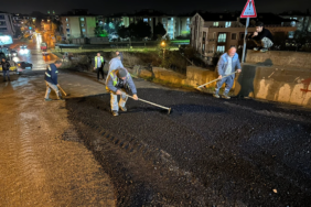 ÇİFTLİKKÖY’DE FEN İŞLERİ EKİBİNDEN GECE MESAİSİ