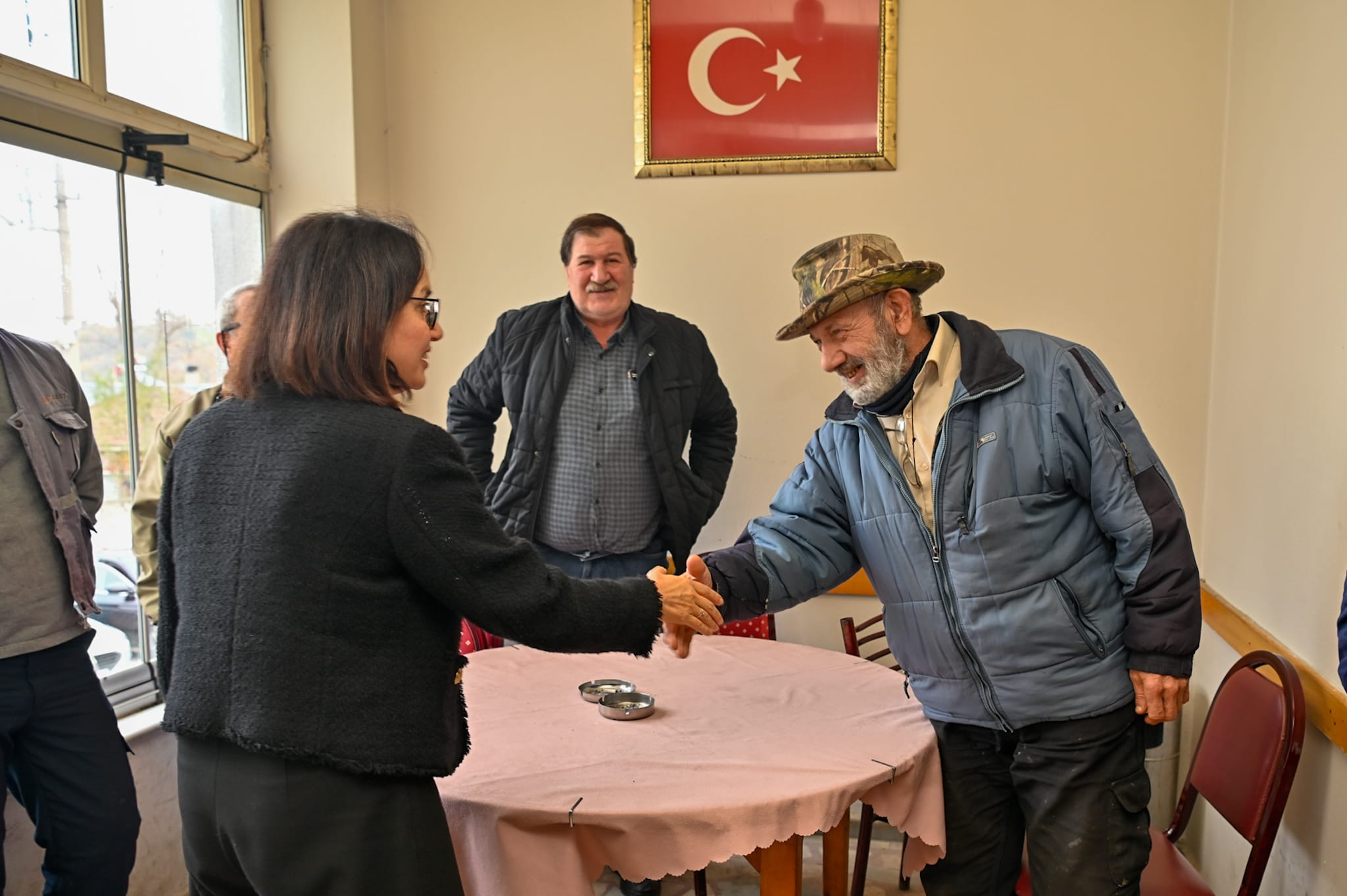 Vali Dr. Hülya Kaya Kirazlı Köyü’nde Sahada: Yol, Eğitim, Sosyal Destek ve Vatandaş Buluşmaları