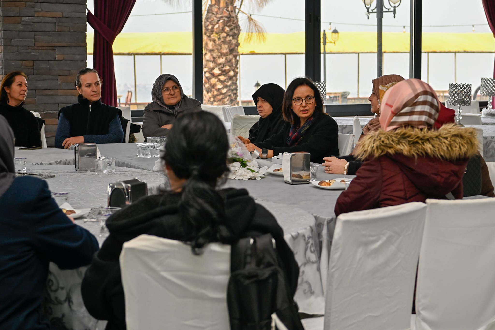 Vali Dr. Hülya Kaya Kirazlı Köyü’nde Sahada: Yol, Eğitim, Sosyal Destek ve Vatandaş Buluşmaları