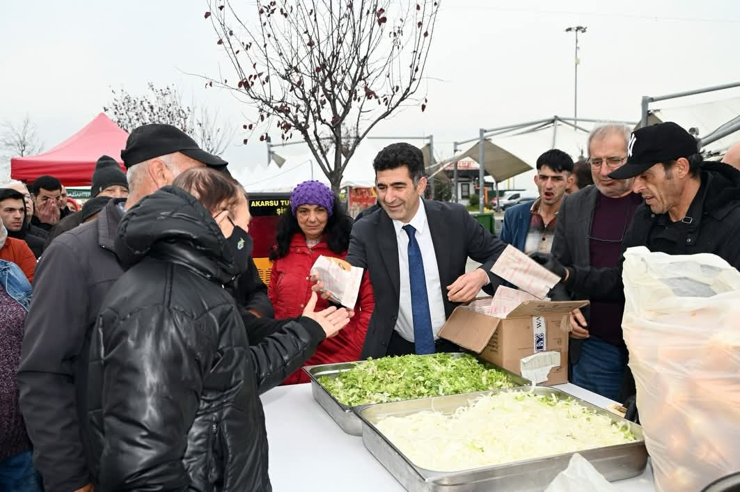 Karadeniz’in Lezzeti Yalova’da Buluştu: Hamsi Festivali’ne Yoğun İlgi