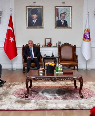 İş İnsanları Ordu Valisi Muammer Erol’u Ziyaret Etti