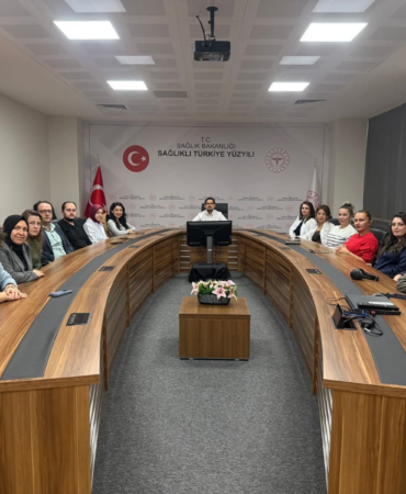 Yalova Eğitim ve Araştırma Hastanesi’nde Temel Tıp Bilimleri Toplantısı Düzenlendi
