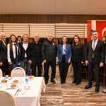 Emniyet ve Vakıf İş Birliğiyle Şehit Aileleri ve Gaziler Onuruna Anlamlı Yemek Programı