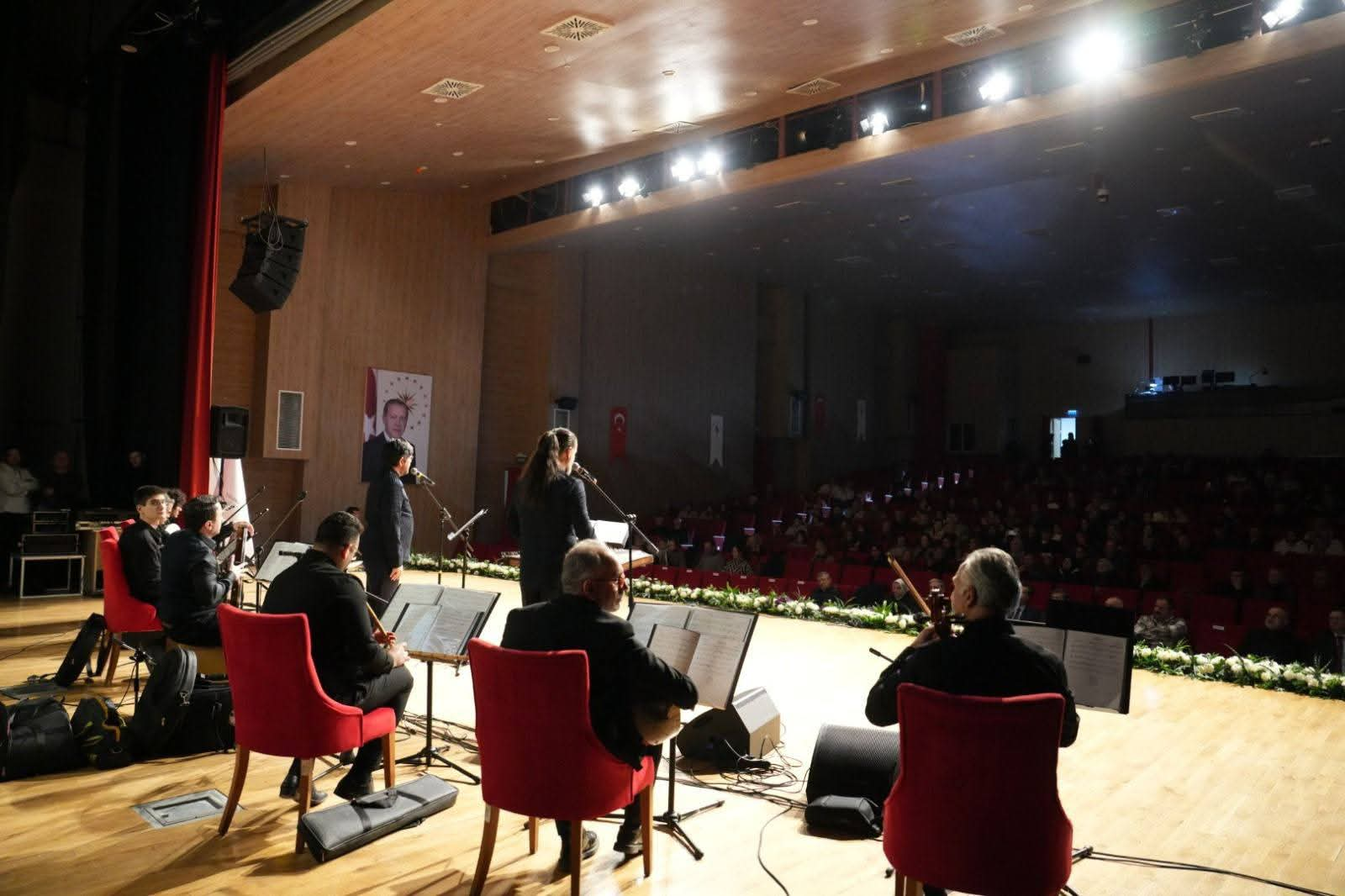 Mevlevi Ayini Şerif İcrası ve Türk Tasavvuf Musikisi Konseri Yalova’da Manevî Bir Atmosferde Gerçekleştirildi