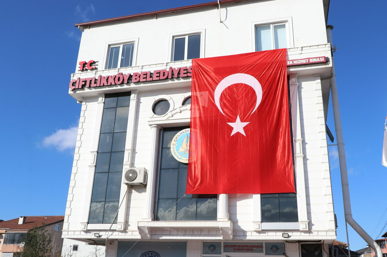 BAŞKAN YELE: “BAŞIMIZ SAĞ OLSUN”