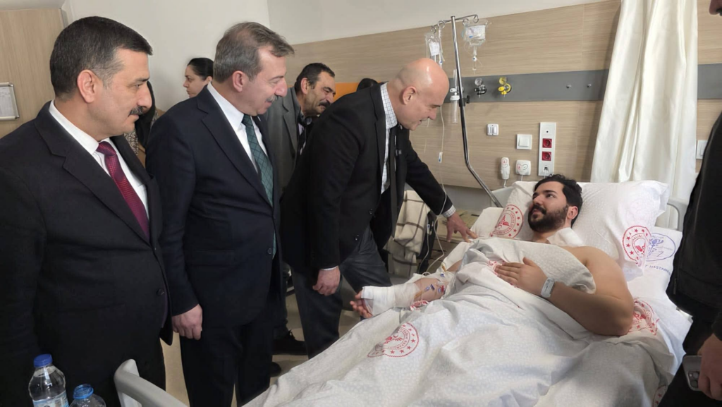 İYİ Parti Kurmay Heyetinden Yalova’da Şehit Polisler İçin Anma ve Yaralı Polislere Moral Ziyareti