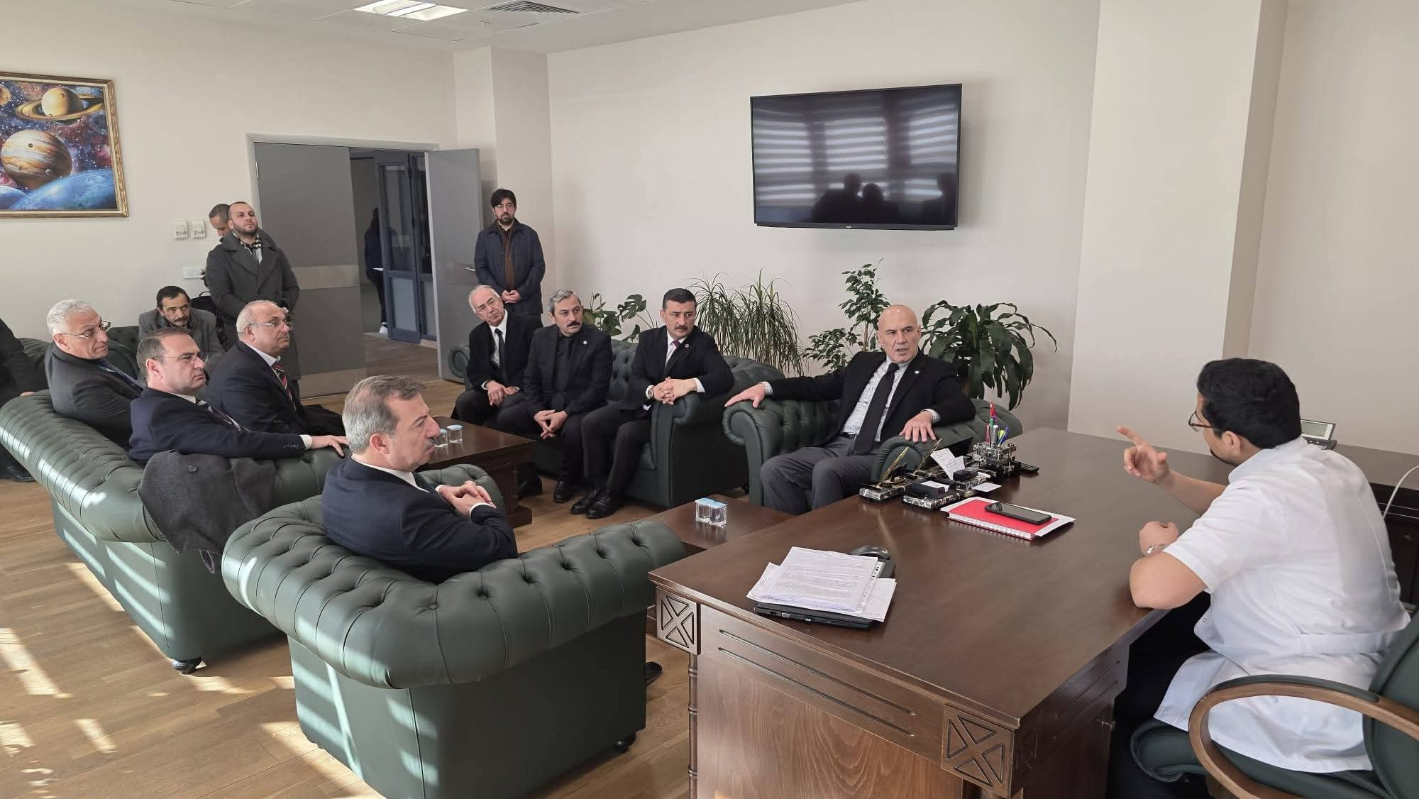 İYİ Parti Kurmay Heyetinden Yalova’da Şehit Polisler İçin Anma ve Yaralı Polislere Moral Ziyareti 4 İYİ Parti Kurmay Heyetinden Yalova’da Şehit Polisler İçin Anma ve Yaralı Polislere Moral Ziyareti