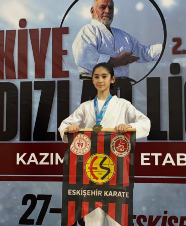 ÇİFTLİKKÖY KARATECİLERİNDEN ESKİŞEHİR’DE MADALYALARA AMBARGO