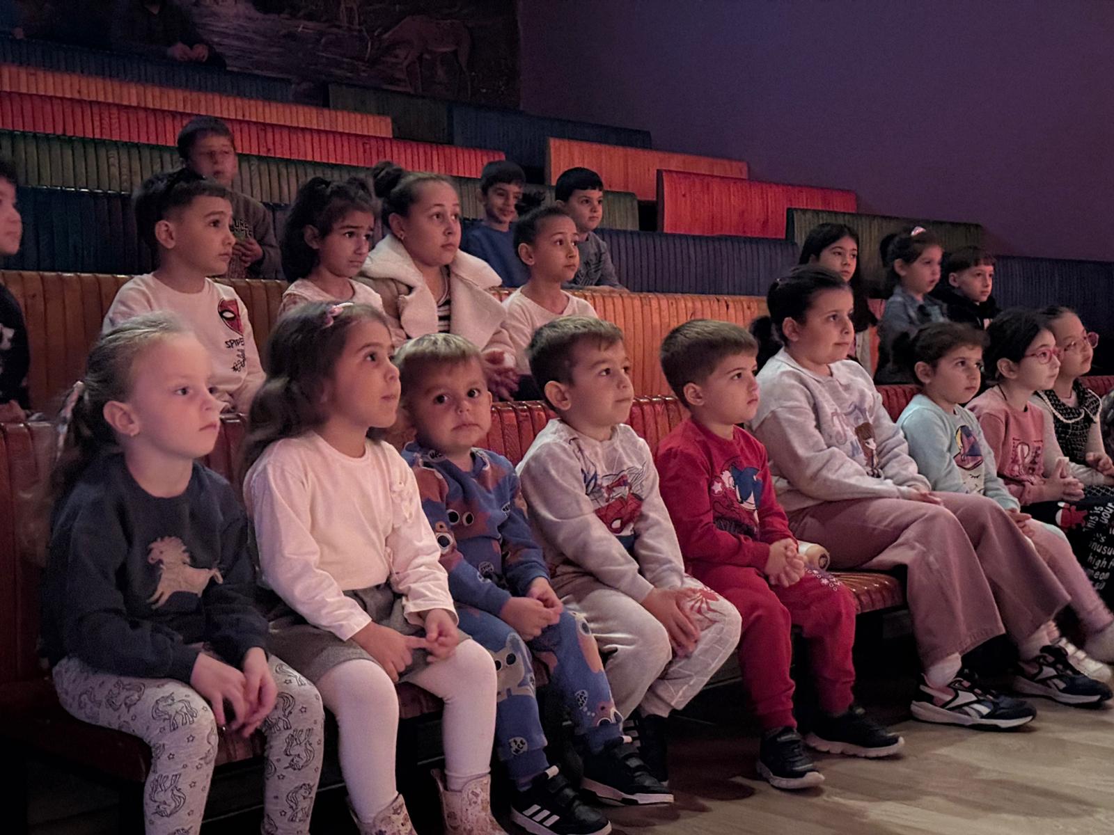 ARALIK AYININ İLK ÇOCUK OYUNU GERÇEKLEŞTİRDİ