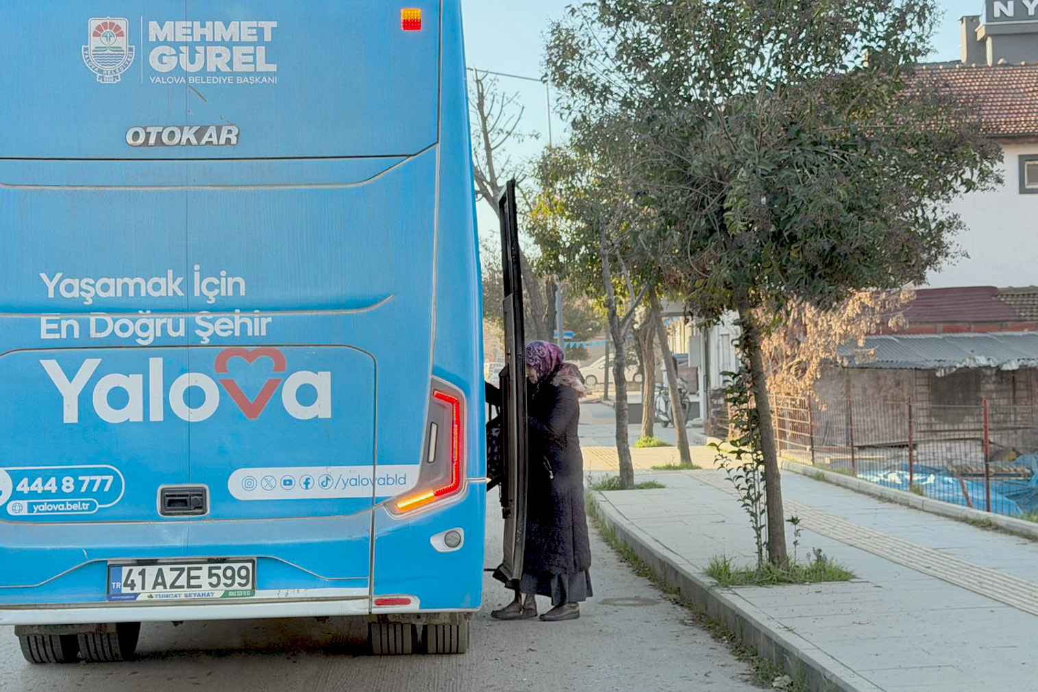 YALOVA BELEDİYESİ’NDEN CUMA GÜNLERİ KABRİSTAN ZİYARETLERİNE ÜCRETSİZ ULAŞIM