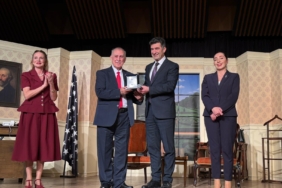 YALOVA’DA ‘OLAYLAR ÇOK BÜYÜK’ OYUNU KAHKAHA DOLU ANLARA SAHNE OLDU