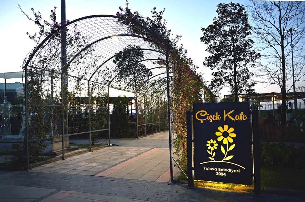 YALOVA BELEDİYESİ’NDEN SOSYAL BELEDİYECİLİKTE ÖRNEK HİZMETLER 1 YALOVA BELEDİYESİ’NDEN SOSYAL BELEDİYECİLİKTE ÖRNEK HİZMETLER