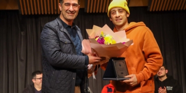 ‘HARİKA ŞEYLER LİSTESİ’ YALOVA’DA SAHNELENDİ