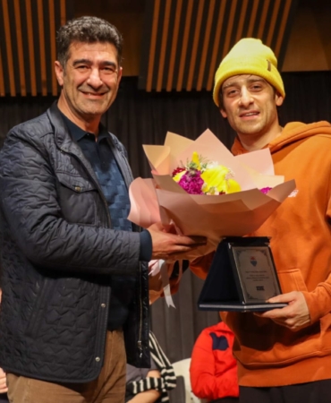 ‘HARİKA ŞEYLER LİSTESİ’ YALOVA’DA SAHNELENDİ