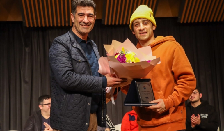 ‘HARİKA ŞEYLER LİSTESİ’ YALOVA’DA SAHNELENDİ