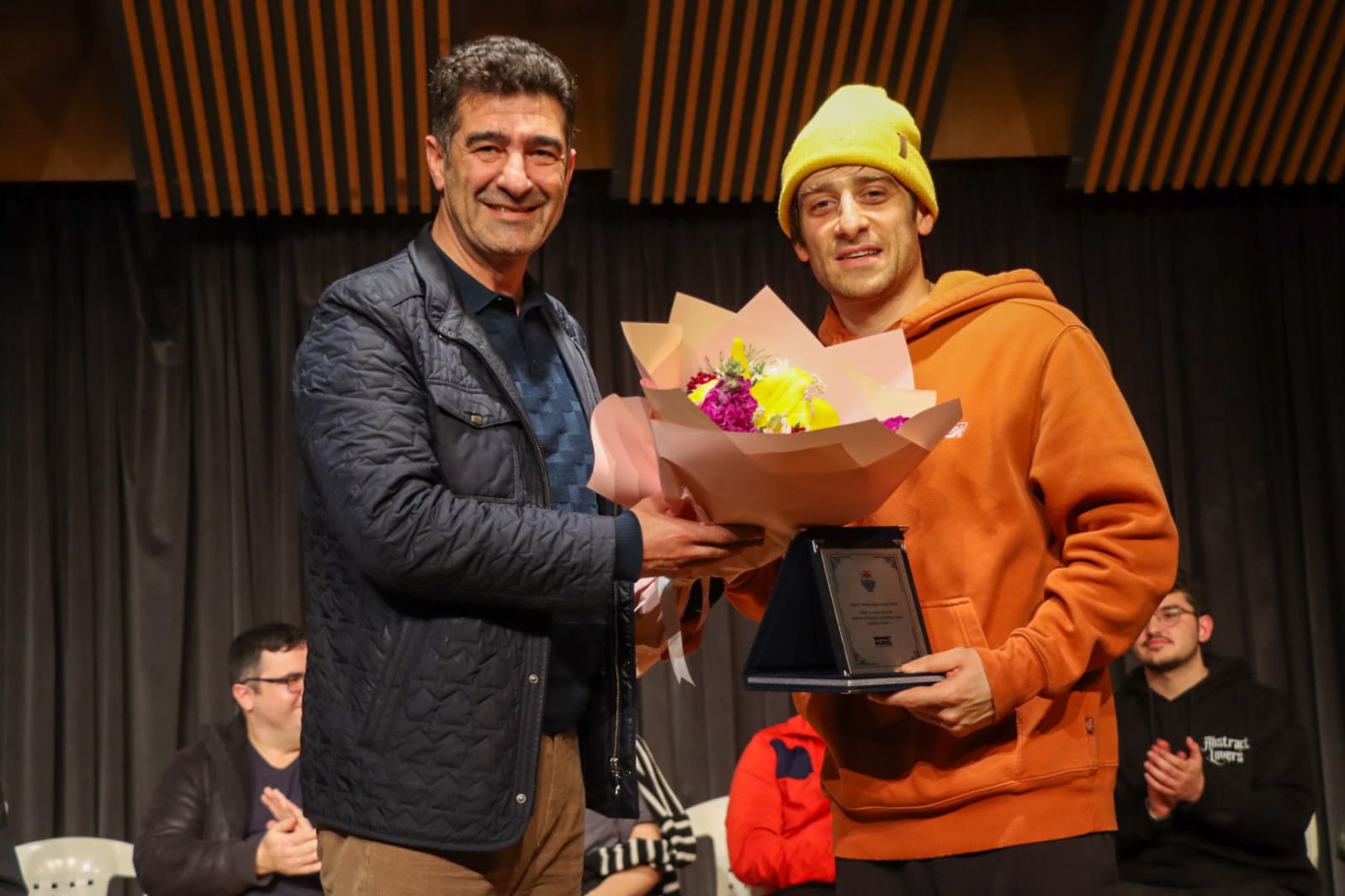 ‘HARİKA ŞEYLER LİSTESİ’ YALOVA’DA SAHNELENDİ