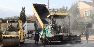 ALİ ŞENER CADDESİ’NDE ASFALT ÇALIŞMASI BAŞLATILDI