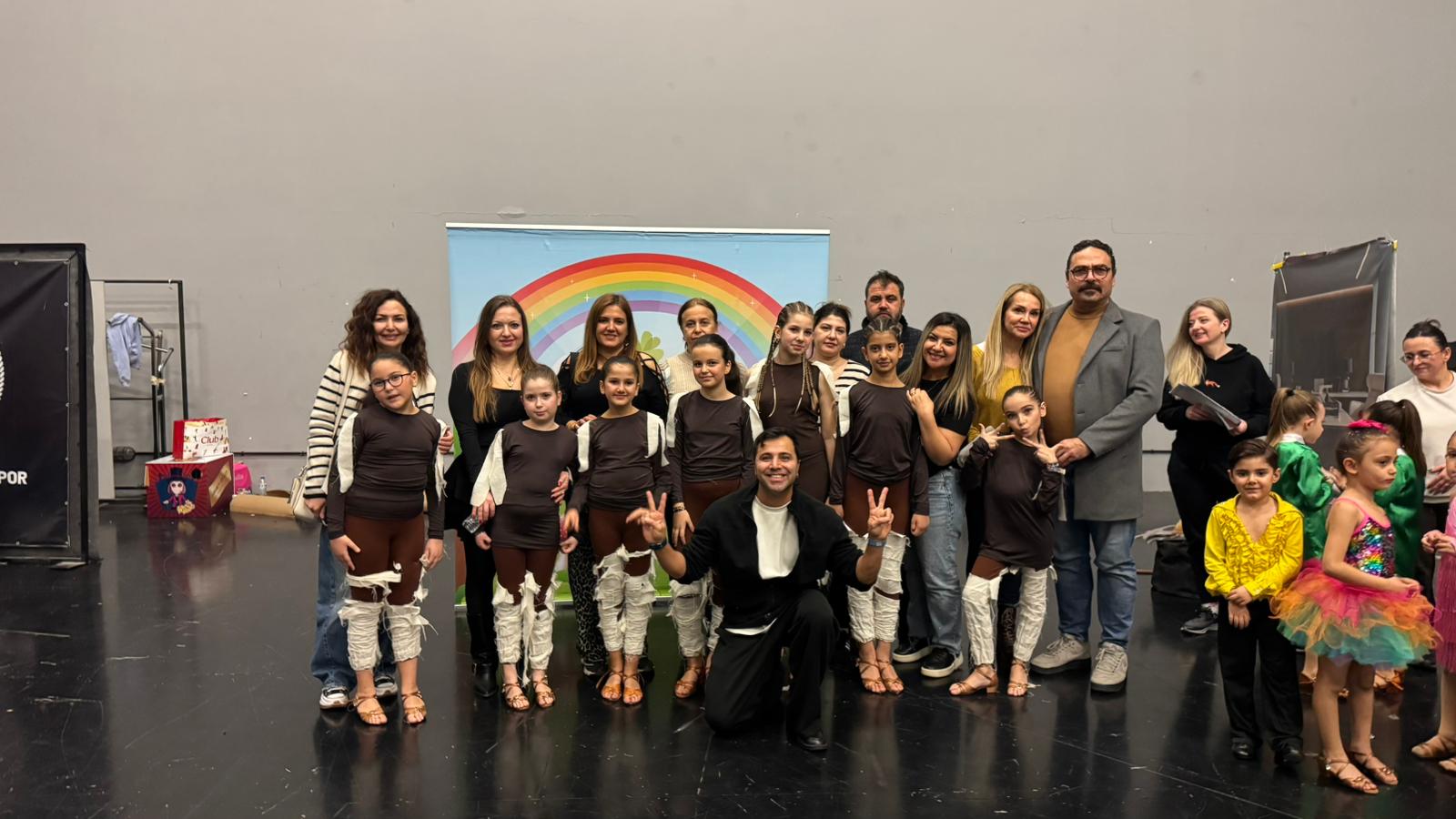 YALZEN Yalova Dans Spor Kulübü’nden Metamorfoz Dance Competition’da Büyük Başarı